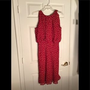 NWOT. DONNA MORGAN BLOUSON DRESS
